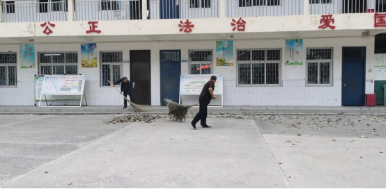 �����������ѧ��ɨУ԰���� ����ѧ�ӹ���29.png