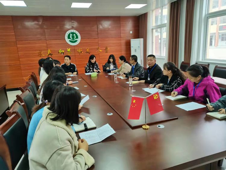 ������ѧ��ʦ������ѧԺ������ѧָ����ʦ�Խ� (2).jpg