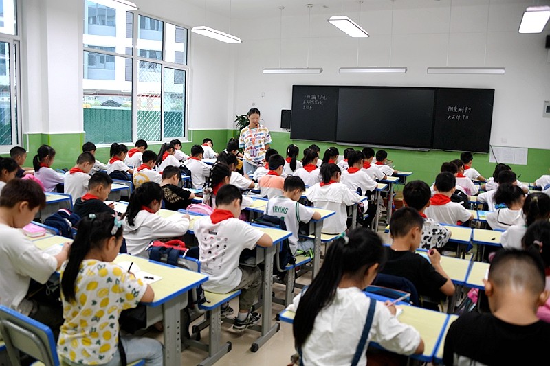 1634095256180252.jpg DSC_2563.JPG