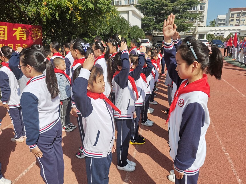 �º���Сѧ��ף����72����ϵ�л (3).jpg