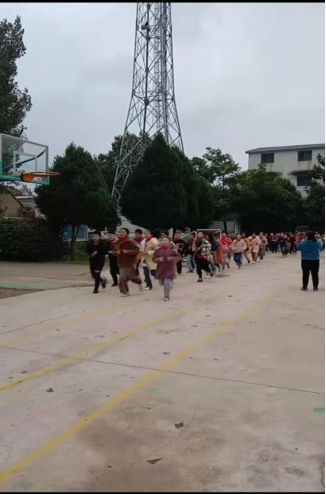 ��¡��ʯţСѧ�����Ƿḻ��ʵļ������� -(1)21.png