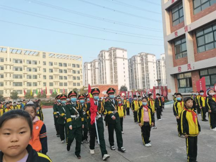 10��25��������ʾ�����ͷ�Сѧ���н�ԼΪ�����������ʽ (1)225.png