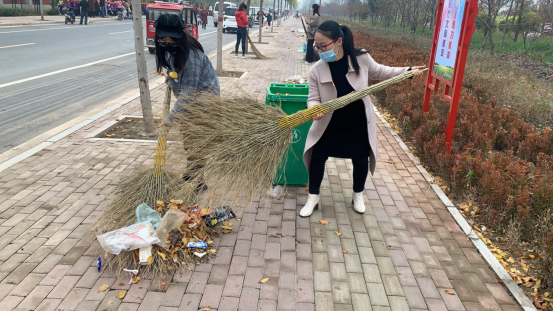 ���µ���ϰ�� �������Ʒ��---����˼Դʵ��ѧУСѧ����չУ԰�ܱ߻�����������(1)673.png