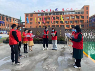 10.28����������  ־Ըů����(ͨѶ)133.png