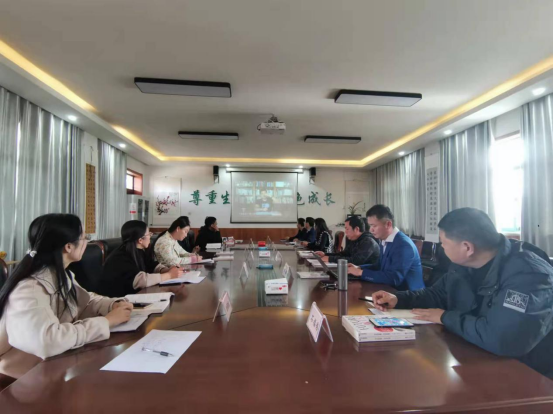 1635474692609260.png 4.郑州市二七区马寨中心校2021年第四期校长论坛:促进教师专业发展 提升教育教学质量145.png