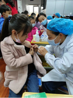 �¹�������ֽ�У԰ ����У԰���ߡ�����ǽ���������������Сѧ��֯ѧ����չ�¹��������592.png