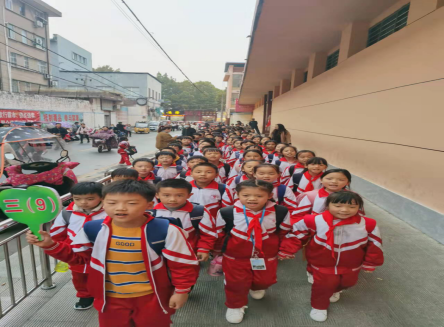 �����й��   ·��չ���202.png