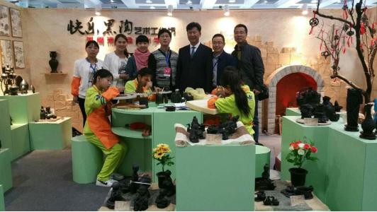 1637205414338204.png 2.崔艳梅沁阳县域开展美术实践工作坊创建与实施案例 - (定)1089.png