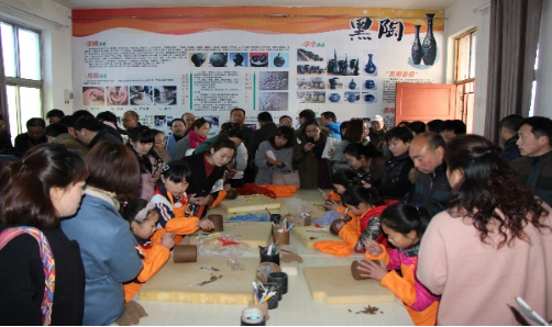 1637205431559657.png 2.崔艳梅沁阳县域开展美术实践工作坊创建与实施案例 - (定)2289.png