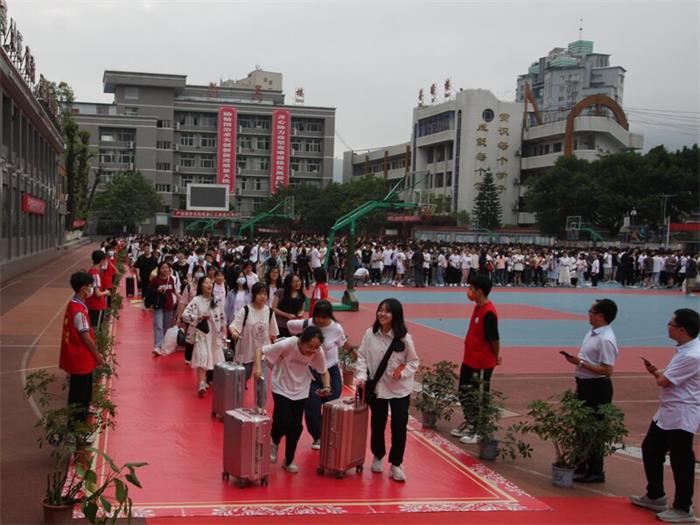 1654513797494694.jpg 跃龙门 (1)_proc.jpg