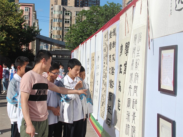 1656064393508428.jpg 62f0d07f47c2dd31f8029b8caa8ecd9a.jpg