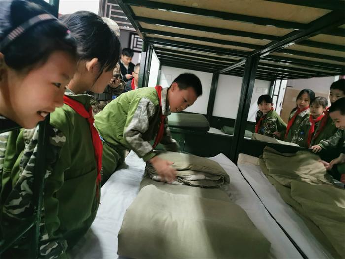 5 ͶʵγСܡ (1)_proc.jpg