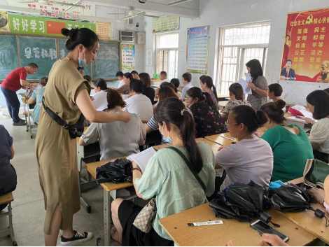 ��ʵ���С���Ʒ��� �ع�УƸ�ĸ��Ȳ��ƽ���ȥ�缲 �����ʦ��������Ǳ��268.png