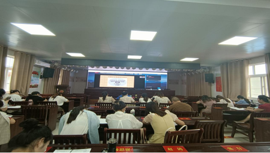 1661826566396930.png 课标研训正当时 笃行致远蓄能量(1)409.png