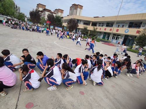 1663559609835469.jpg 防空安全疏散演练4.jpg