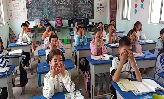 1664346950424223.png 兴隆乡蒋洼小学近视防控宣传教育月主题推进活动(1)255.png