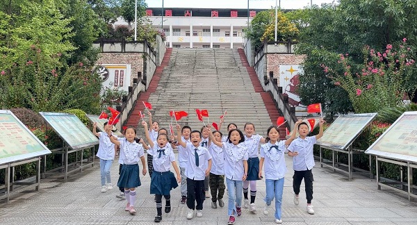 1664425327759841.jpg a56436e4cad3869a1f4e2b6db47d249.jpg