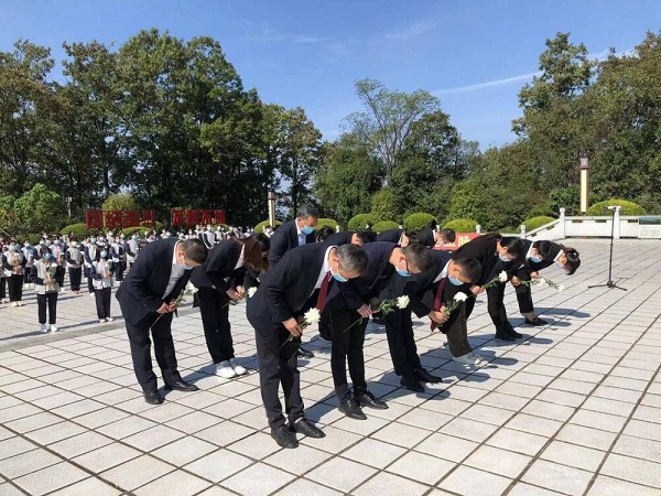 1666327267627366.jpg 56GS60OL~6425T836JPD%00.jpg