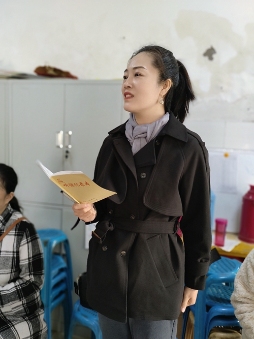 1667448277253673.jpg 张晓慧老师.jpg