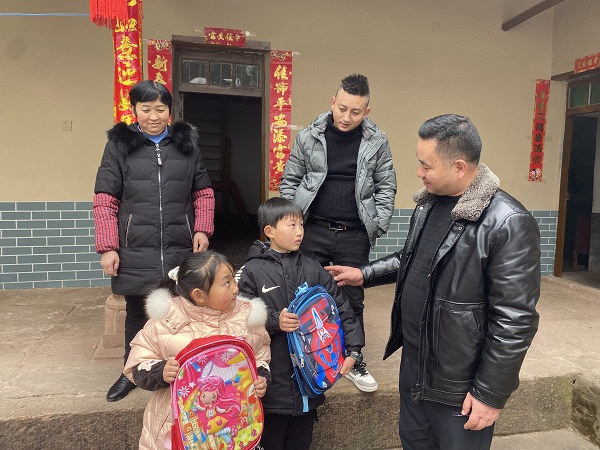 �ҷ���Ƭ (4).jpg