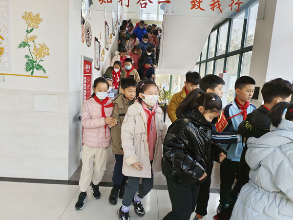 1677118328186989.png 图片1.png