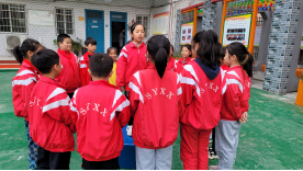 ����ǧ����ɫ���� ������������������������������ʵ��Сѧ��չ���ʹ��»���ʵ416.png