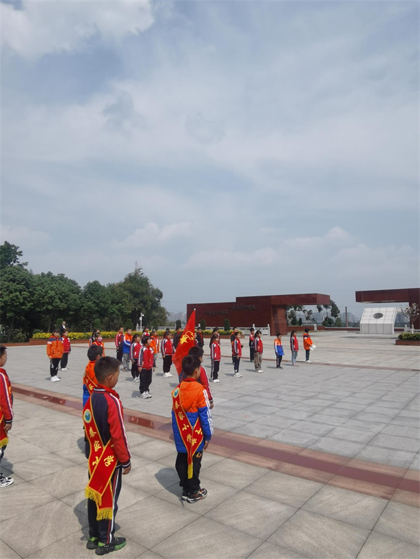 1680176305152719.png 图片2.png