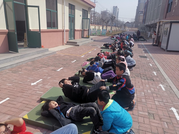 1680243558958915.jpg 仰卧起坐1.jpg