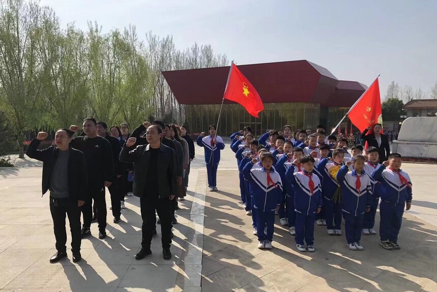 1680243785811286.jpg 02.jpg