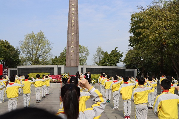 清明1.jpg