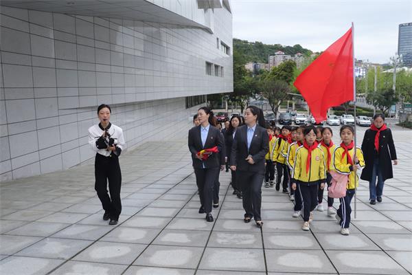 1680695231552104.jpg IMG_4461.JPG