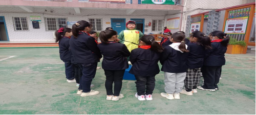 1681717066599419.png 故事筑梦 润育童心224.png