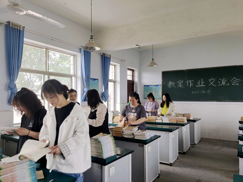 1682074989119873.jpg 5.jpg