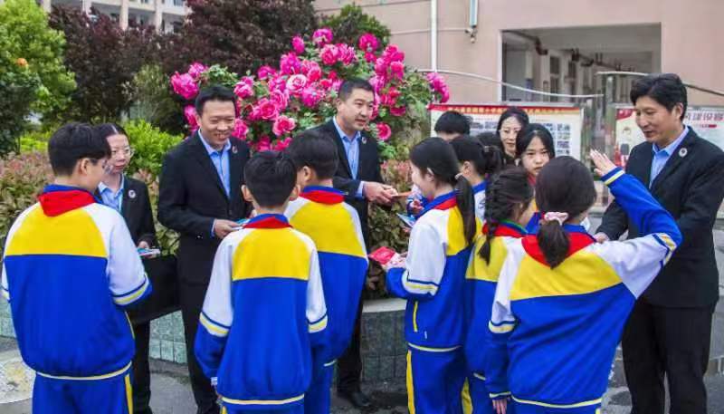 1682170481774462.jpg 59a3ee8dd8ff8632aa8232d2903afb0.jpg