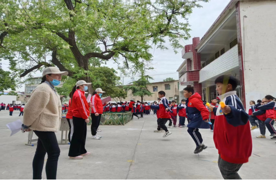 ľȼ Ȥζ˶չ---¥Сѧڶ촺˶(1)(1)585.png