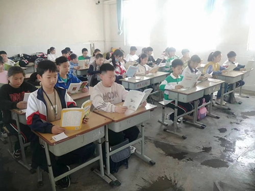 1682511144472362.jpg cc1d98f1641bb30ebf34b76ce173961.jpg