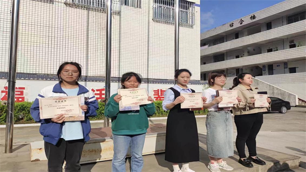 1683287526116566.png 图片2.png