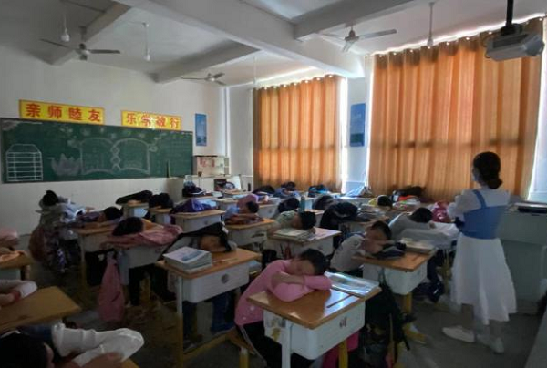 1683346940653876.png 图片2.png