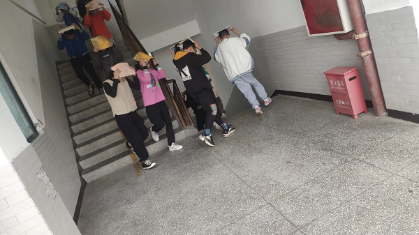 1683776529696596.png 图片1.png