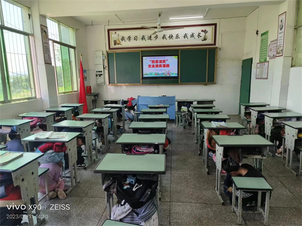 1683873743813184.png 图片4.png