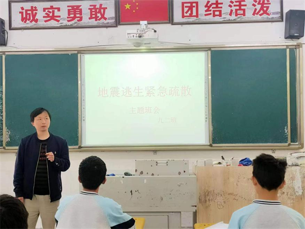 1683977476271999.png 图片1.png