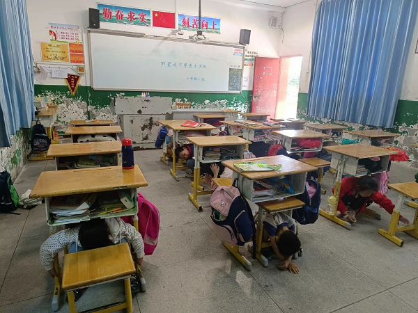 1684157987763494.png 图片2.png