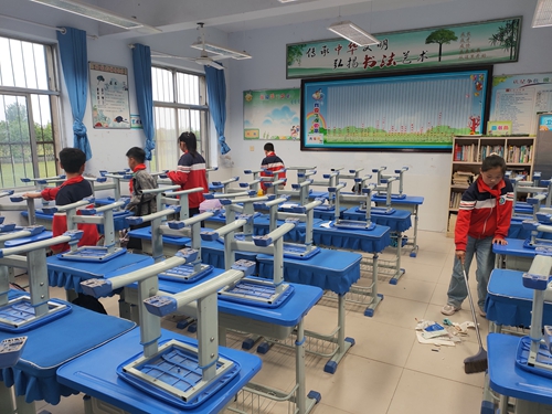 1684211937500519.jpg 1.jpg