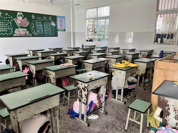 1684239691515402.jpg D483C98F8EEA35504F001EECF46CE338_proc.jpg