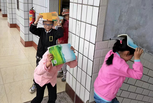 1684399659341909.png 图片3.png