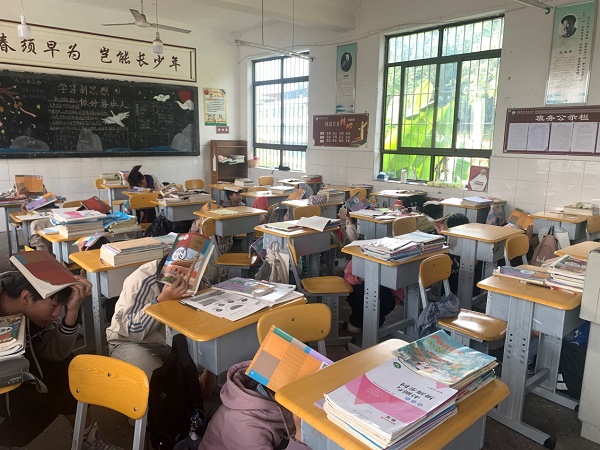 1684469059936824.jpg 6381975762711179346873408.jpg