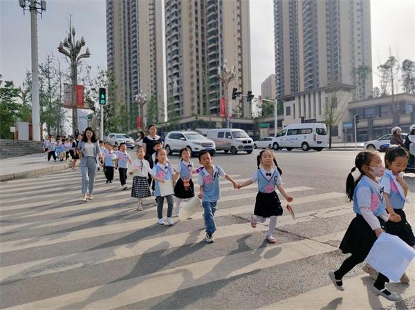 1684583963530039.jpg b742fbc5e8a6e0e4b71f38e83facb36_proc.jpg