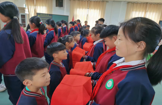 1684808109627534.png 5.23王庄:红领巾心向党,争做新时代好队员321.png