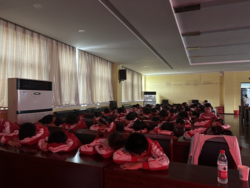 1685273981656510.jpg 9f7f1a87de485407be914c0211a6bd0.jpg