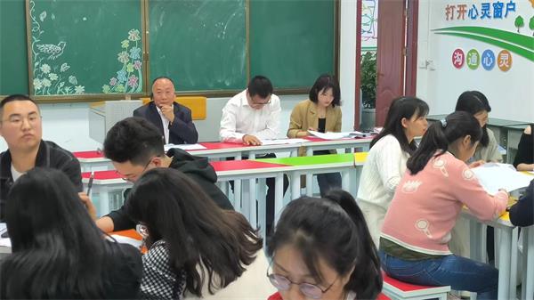 1685362206556733.jpg 19B6FA0E54DF6FE832A016E904F7C003.jpg